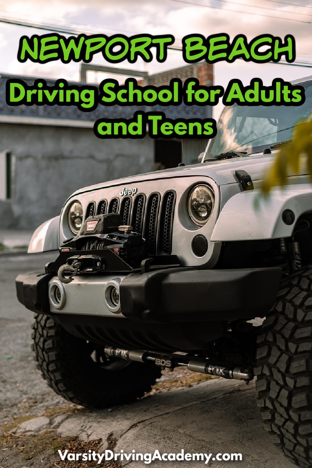 You can access the best driving lessons in Newport Beach at Varsity Driving Academy, the best Newport Beach driving school which offers driver’s ed in Orange County for teens and adults.
